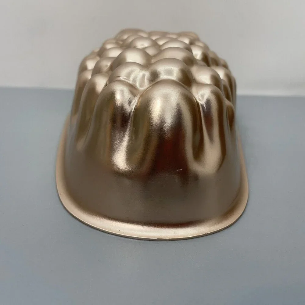 Vintage Mirro Grape Bunch Mold Cake Pan Copper Tone Aluminum Wall Decor USA